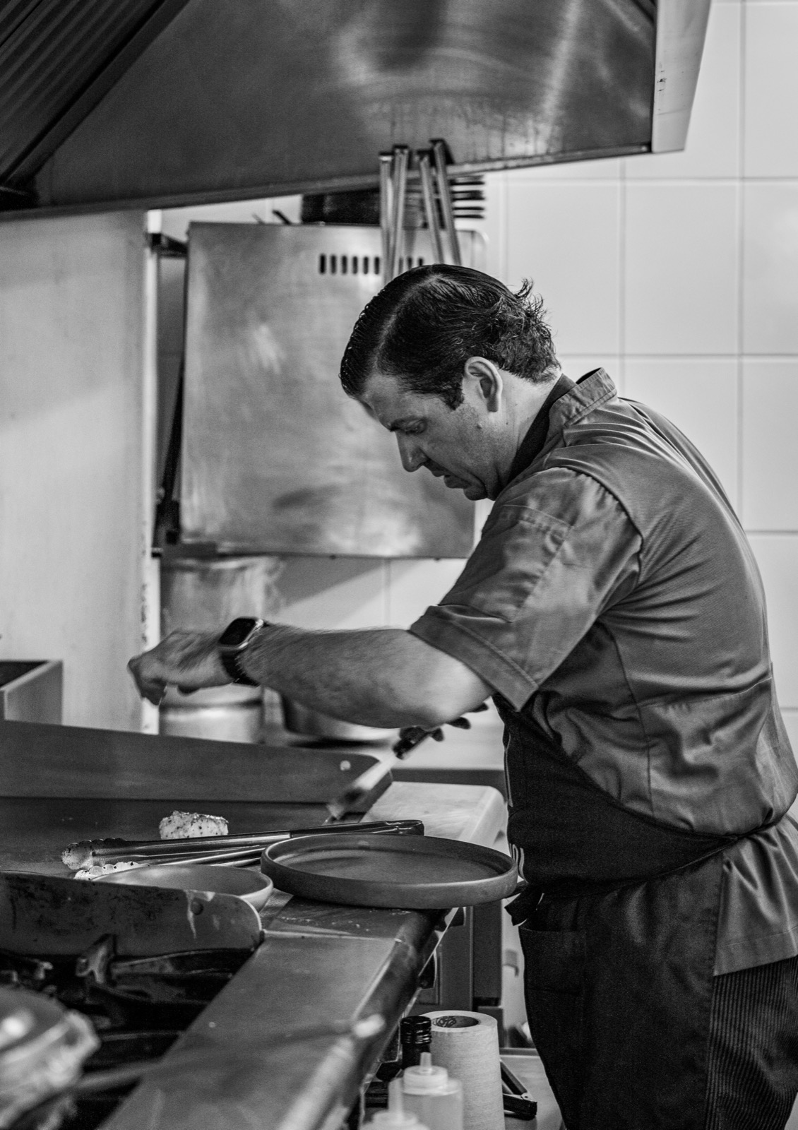 Chef Jaime Abaroa en la cocina